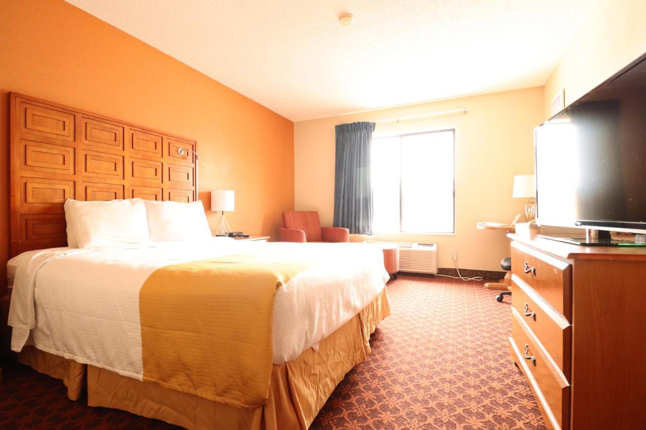 Days Inn By Wyndham Black River Falls - Access To Atv Trail Exterior foto
