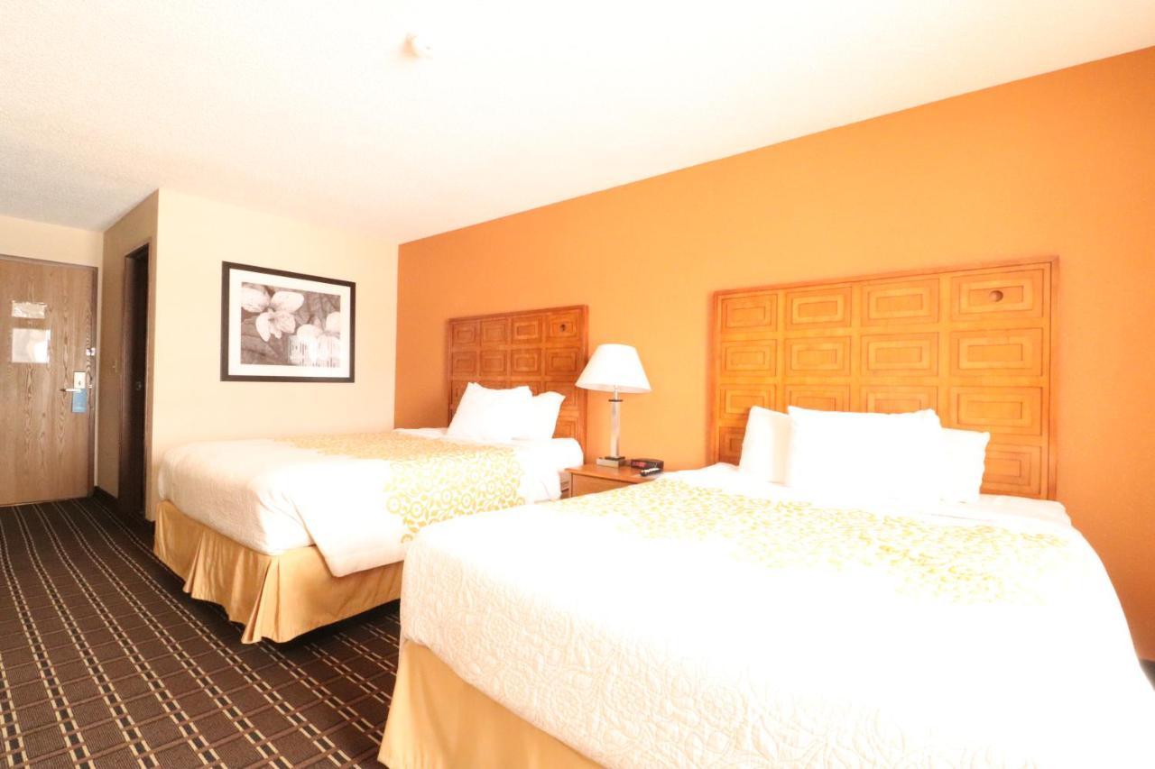 Days Inn By Wyndham Black River Falls - Access To Atv Trail Exterior foto